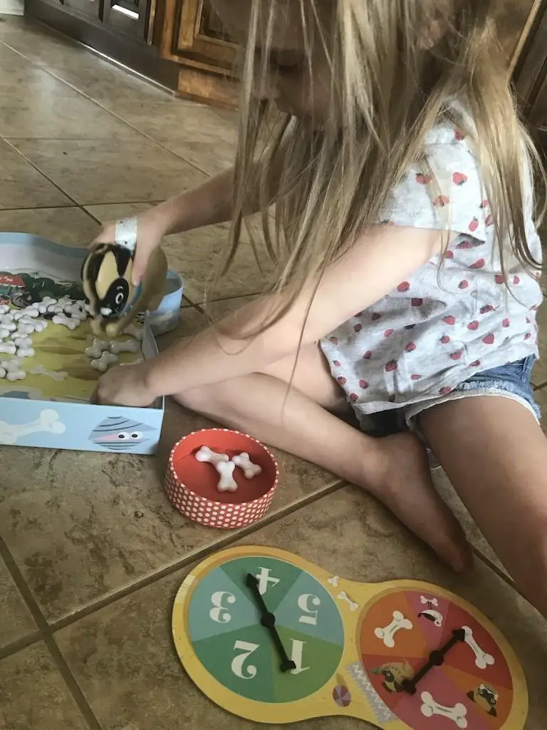 Girl playing Shelby Snack Shack Game